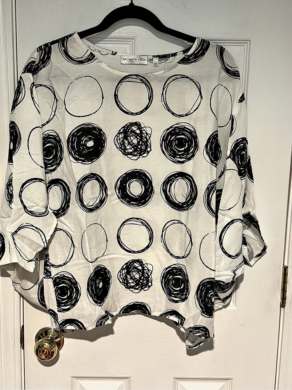 Patrizia Luca Abstract Circle Print Blouse in White & Black Size Medium/Large
